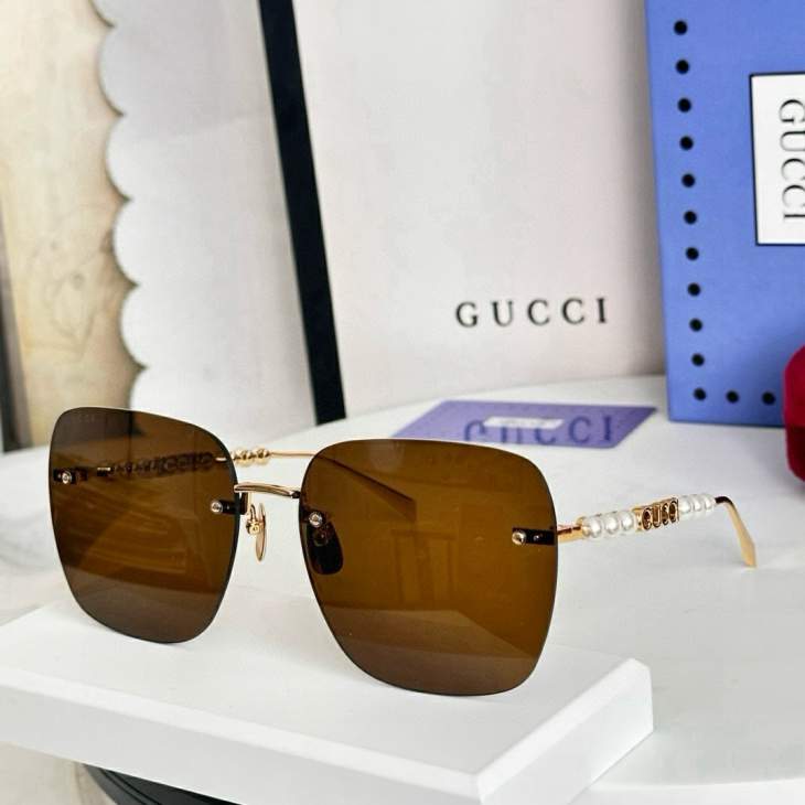 Picture of Gucci Sunglasses _SKUfw79338143fw